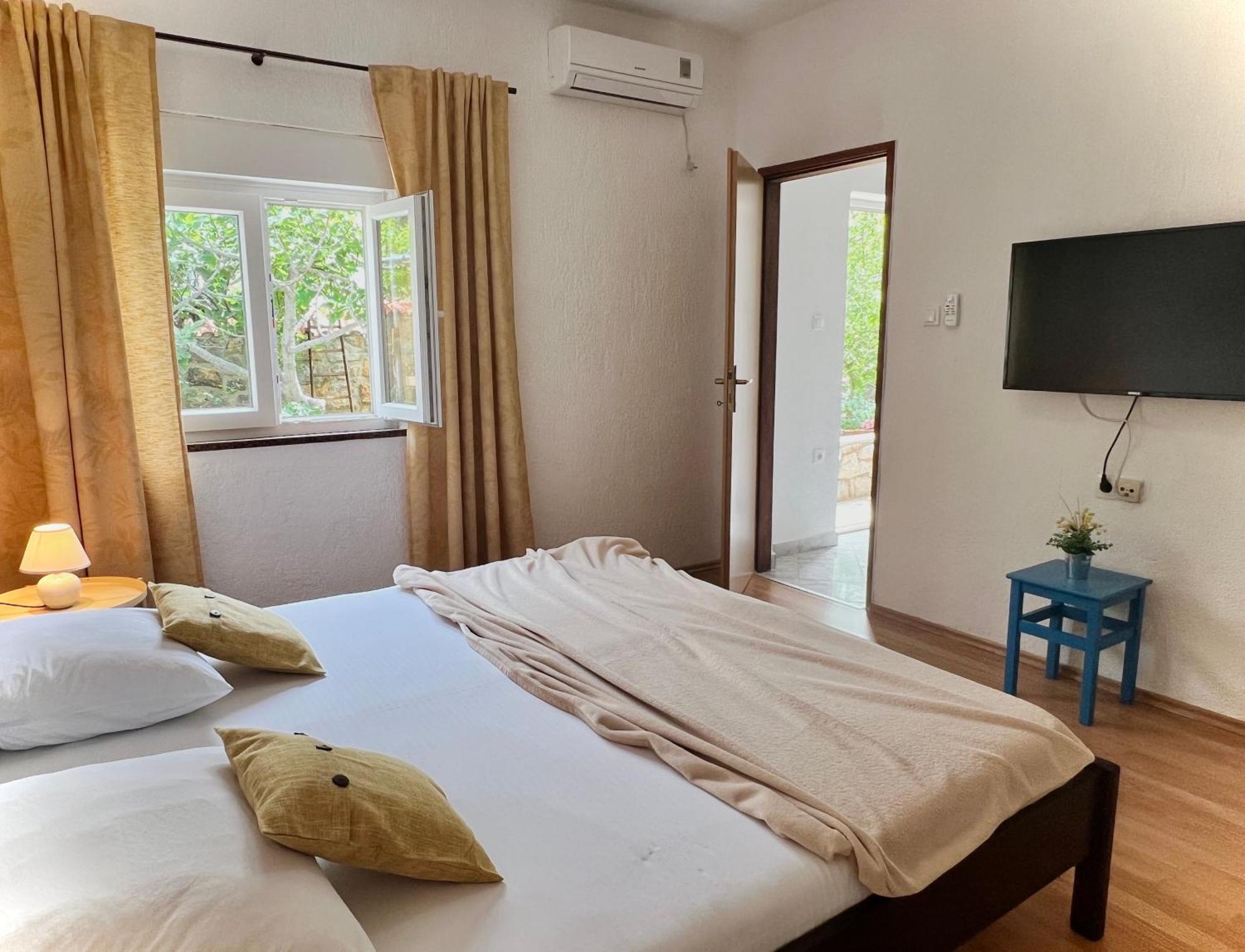 Apartments Maro Senj  Ngoại thất bức ảnh
